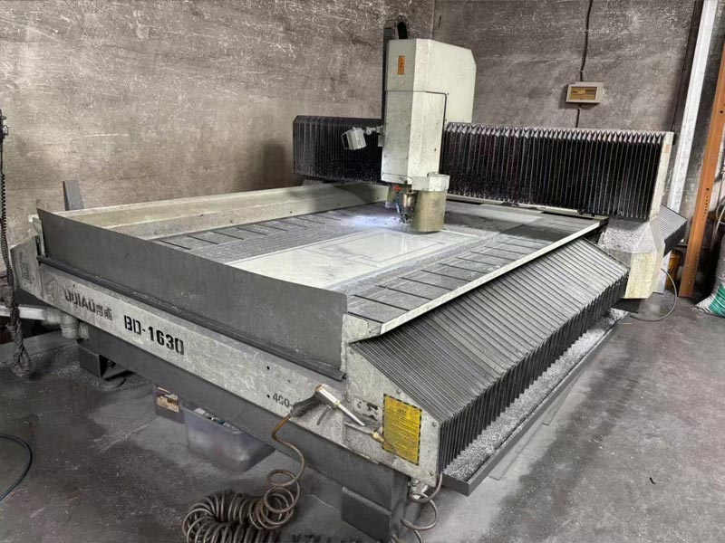 Engraving Machine